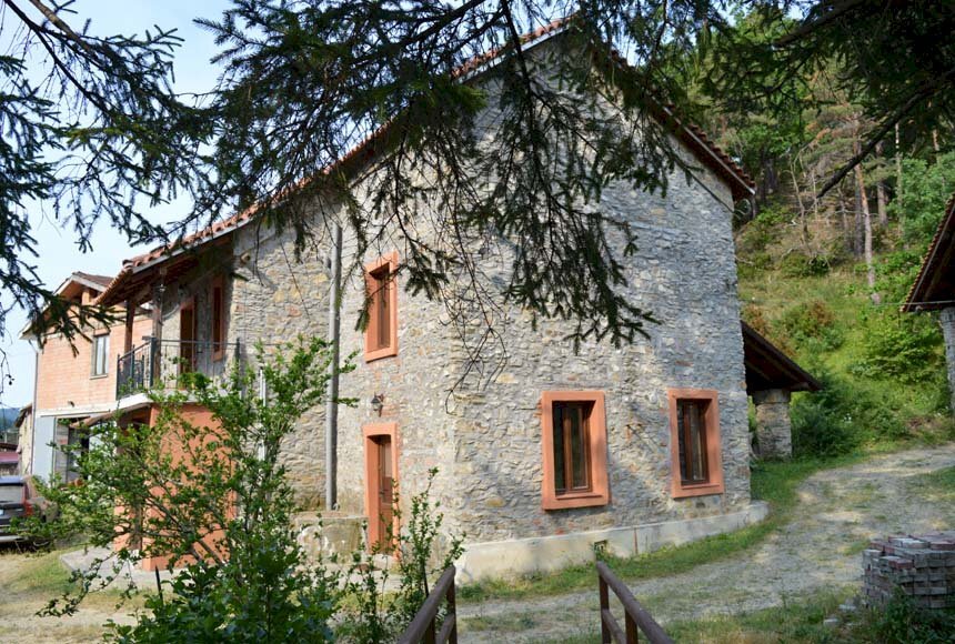 Foto 2 - Villa dopo chiesetta a destra, Giusvalla - photo 2