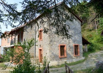 Foto 2 - Villa dopo chiesetta a destra, Giusvalla - foto 2