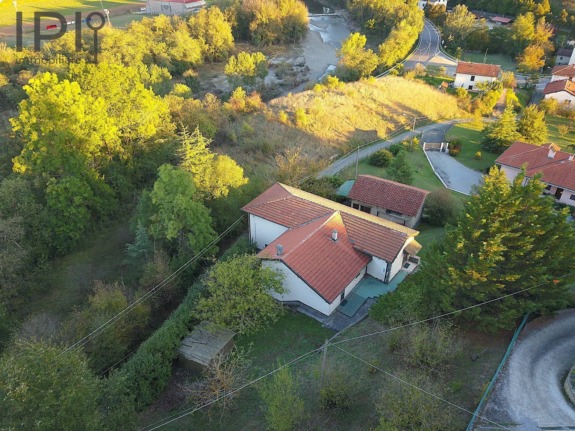 Foto 2 - Villa località Rossi
 
20, Piana Crixia - foto 2