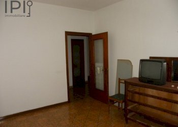 Foto 3 - Trilocale dei Piani
 
21, Cengio - foto 3