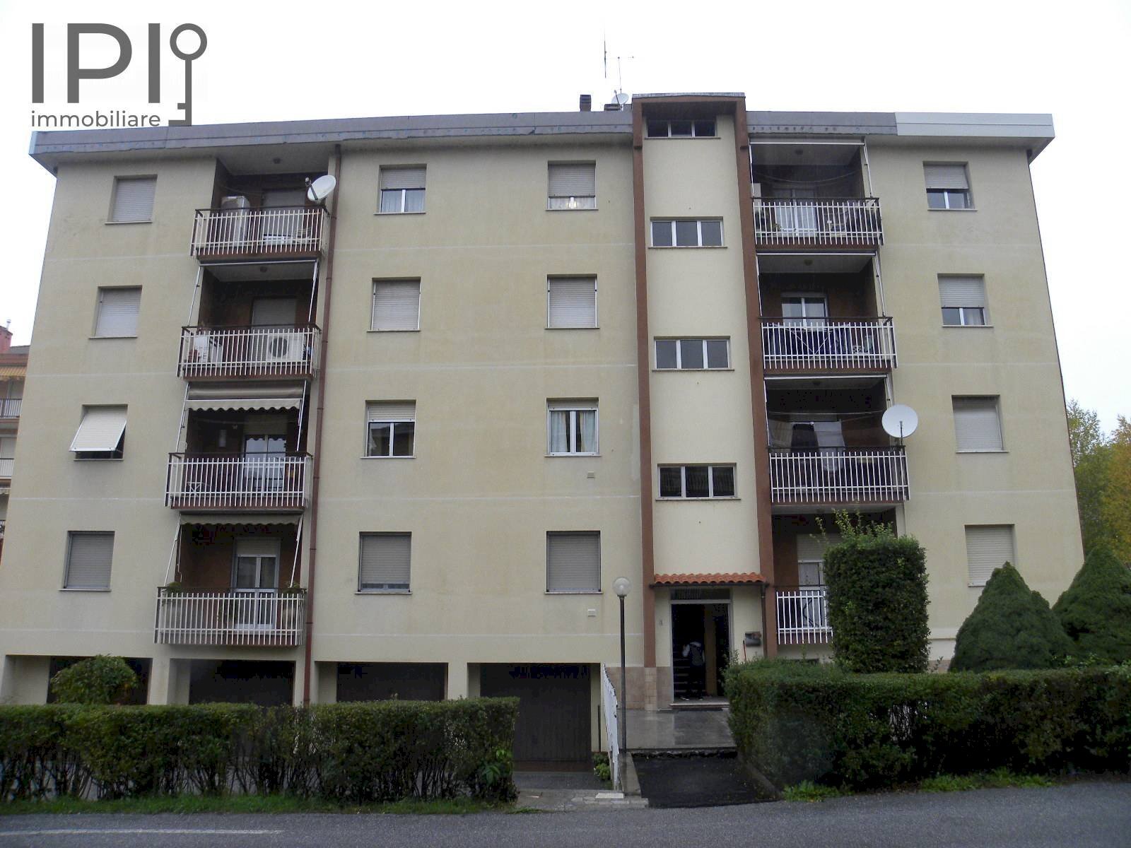 Foto 3 - Quadrilocale Via Moneta
 
1, Millesimo - foto 3