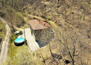 Foto 3 - Villa Dego, Niosa
 
1, Dego - foto 3