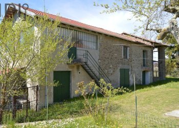 vista fronte casa 2 - Rustico regione morere, Spigno Monferrato - foto 5