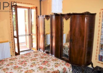 camera da letto - Villa strada provinciale 224, Bistagno - foto 30