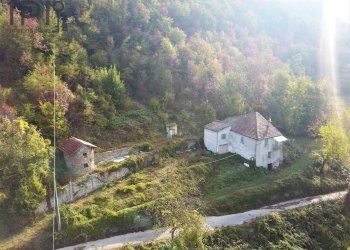 vista dall\'alto - Rustico frazione sugliani Sugliani, Dego - foto 2