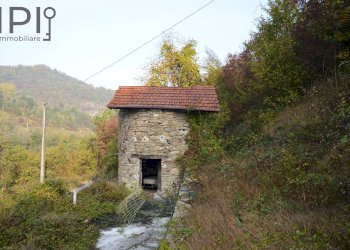 esterno seccatoio - Rustico frazione sugliani Sugliani, Dego - foto 18