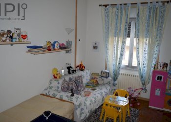 Foto 10 - Appartamento centro altare
 
1a, Altare - foto 10