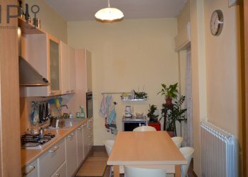 Foto 1 - Appartamento sotto i portici
 
81, Cengio - foto 1