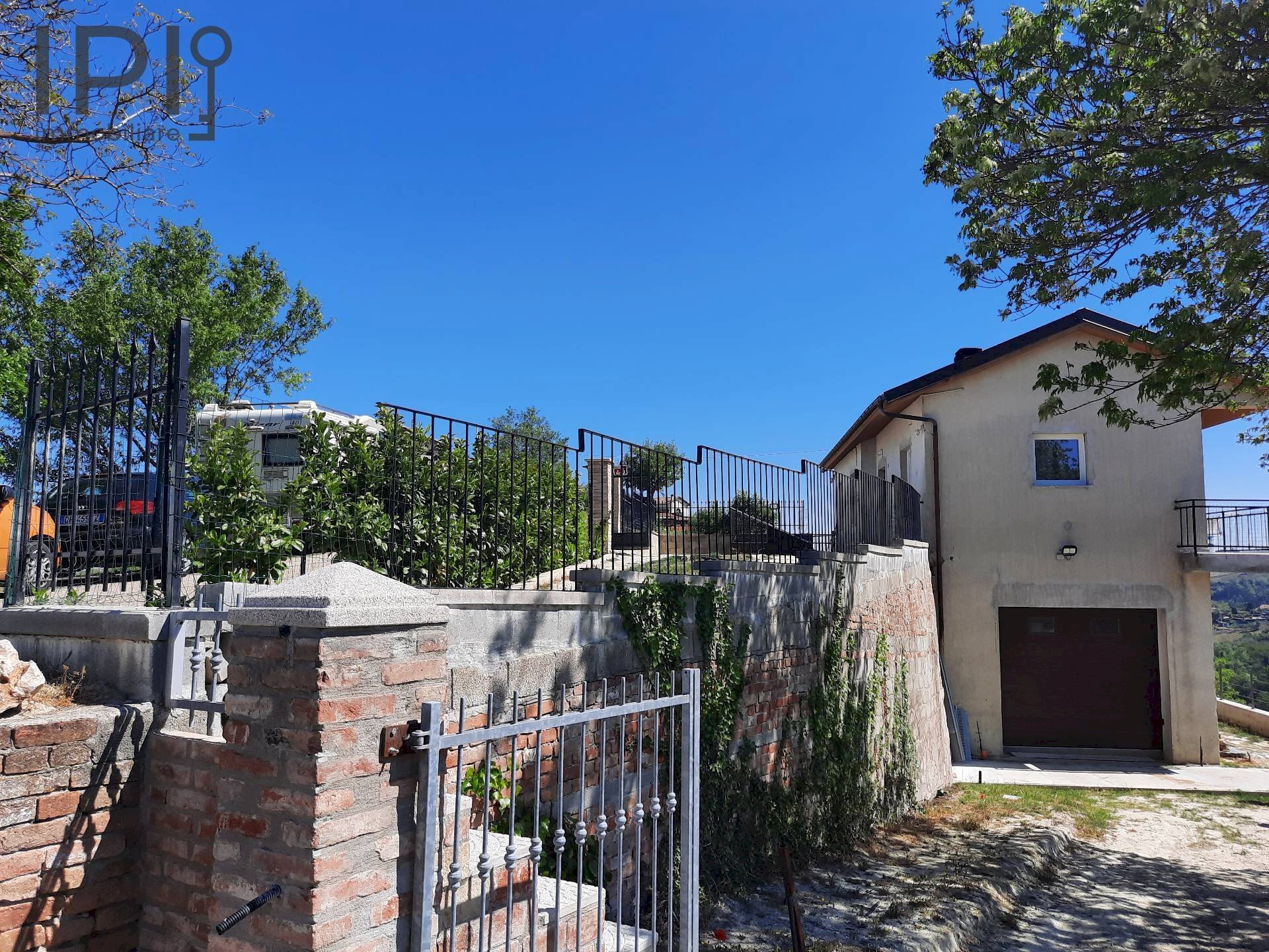 Foto 1 - Villa regione castagnole
 
62, Canelli - photo 1