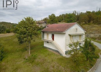 Foto 2 - Casa indipendente Via Roma
 
1, Spigno Monferrato - foto 2