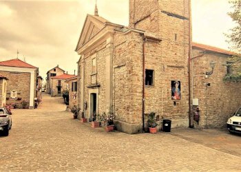 Foto 3 - Casa semi indipendente Via Roma
 
16, Bergolo - foto 3