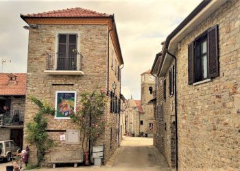 Foto 11 - Casa semi indipendente Via Roma
 
16, Bergolo - foto 11