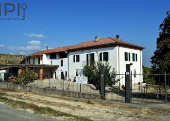 esterni con cortile - Rustico Loc Pissarotta
 
1, Strevi - foto 5