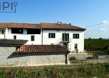 esterni con cortile - Rustico Loc Pissarotta
 
1, Strevi - foto 8