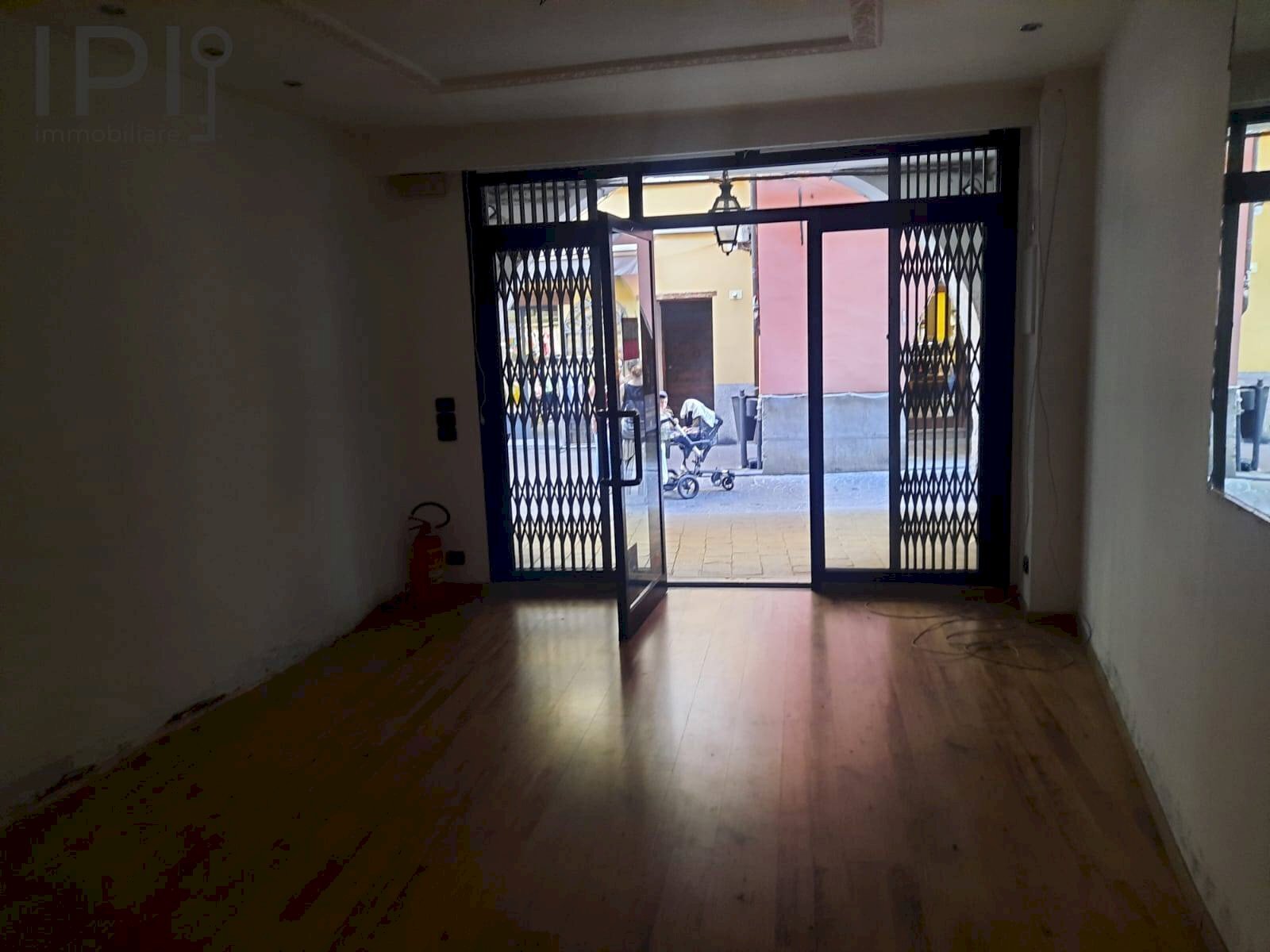 Foto 2 - Attività Commerciale via dei portici, Cairo Montenotte - foto 2