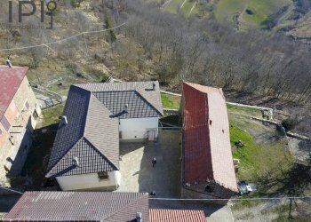Foto 3 - Villa Loc. Vengore
 
10, Roccaverano - foto 3