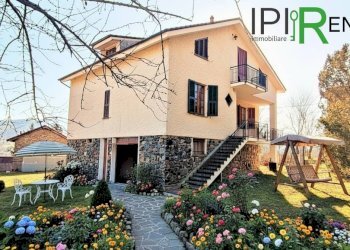 Foto 1 - Villa Piani
 
10, Denice - foto 1