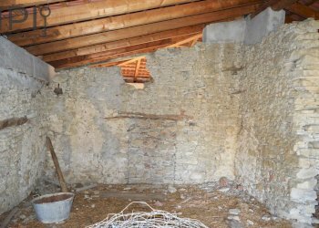 interni rustici in pietra - Rustic frazione roboaro, Pareto - photo 79