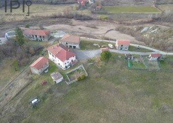 vista proprietà dal drone - Rustic frazione roboaro, Pareto - photo 87