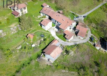 Foto 1 - Semi-detached house Loc Brosi
 
20, Dego - photo 1