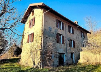 house from the outside - Villa Pieve
 
172, Ponzone - foto 16