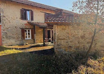 house from the outside - Villa Pieve
 
172, Ponzone - foto 35