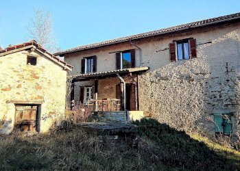 house from the outside - Villa Pieve
 
172, Ponzone - foto 37