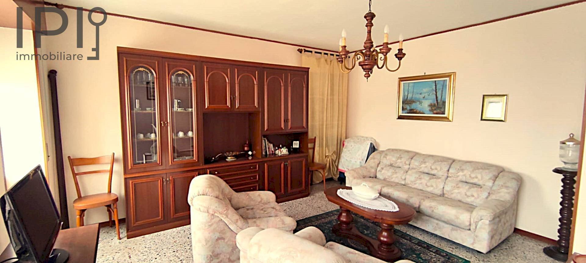 Foto 3 - Casa semi indipendente Via Roma
 
10, Prunetto - foto 3