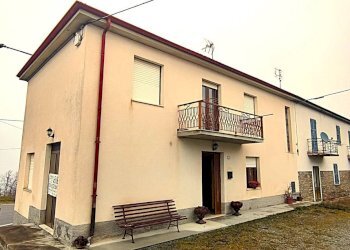 Foto 2 - Casa semi indipendente Via Roma
 
10, Prunetto - foto 2