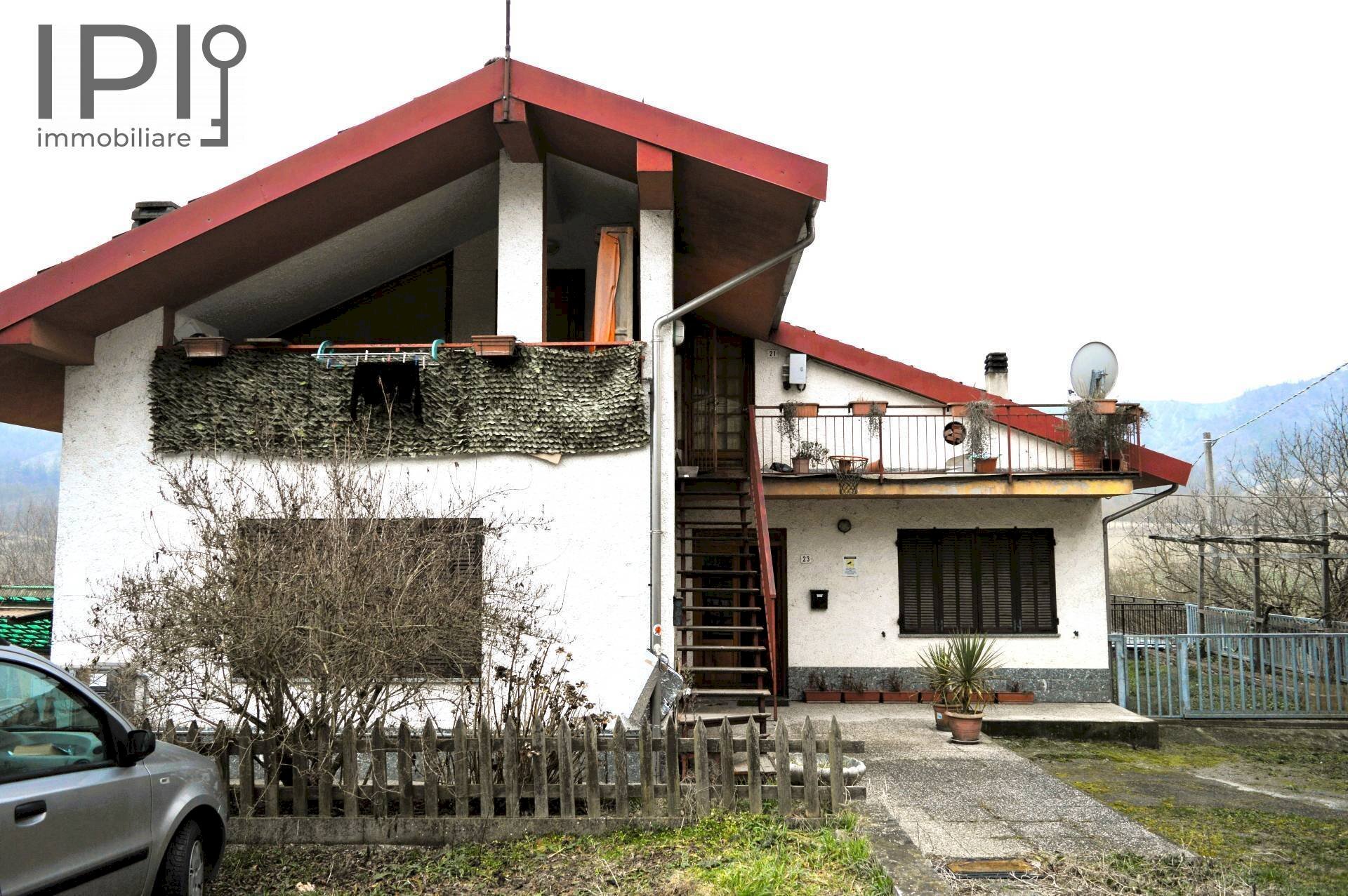 Foto 1 - Semi-detached house via val piana
 
21, Piana Crixia - photo 1