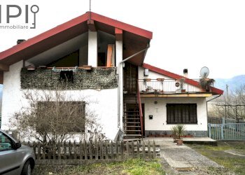 Foto 1 - Casa semi indipendente via val piana
 
21, Piana Crixia - foto 1