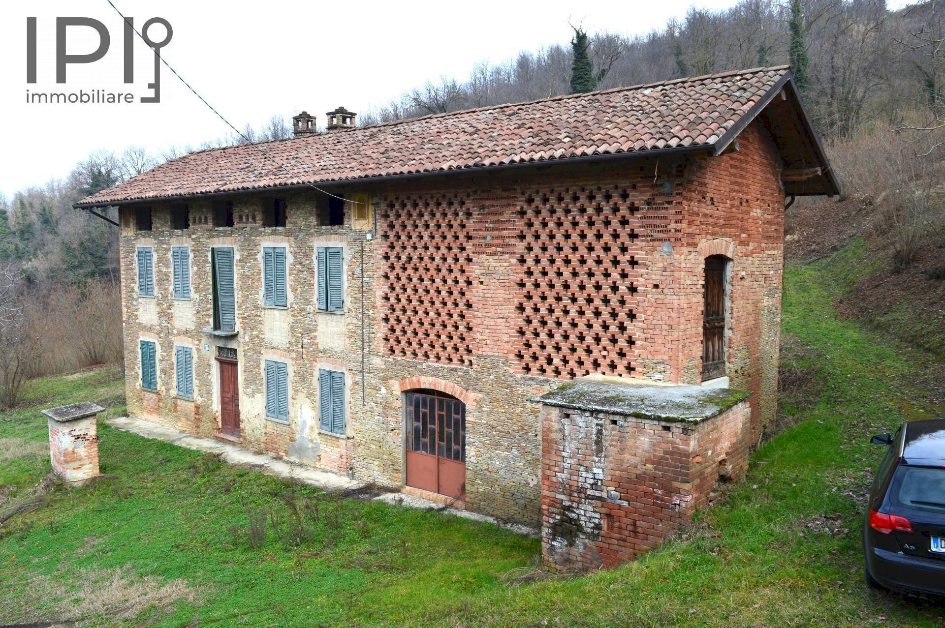 front view of house A - Rustico regione penenghi
 
52, Cassinasco - foto 2