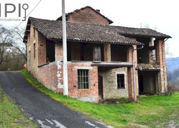 front view of house B - Rustico regione penenghi
 
52, Cassinasco - foto 6
