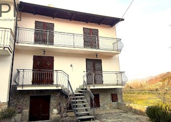 Foto 1 - Semi-detached house Via Roma
 
1, Pezzolo Valle Uzzone - photo 1