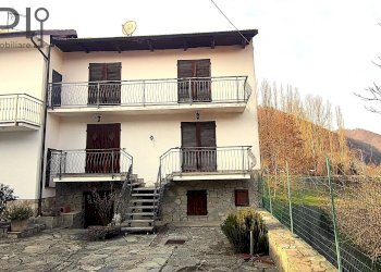 Foto 2 - Semi-detached house Via Roma
 
1, Pezzolo Valle Uzzone - photo 2