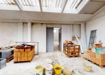 Foto 7 - Capannone Via Giulio Cesare, Venegono Superiore - foto 7