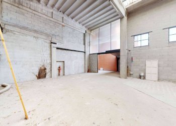 Foto 13 - Capannone Via Giulio Cesare, Venegono Superiore - foto 13