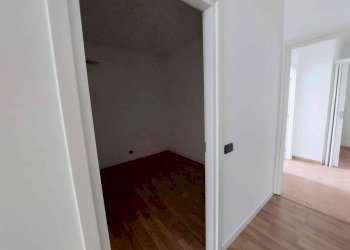 Foto 11 - Locale Commerciale via giulio cesare, Venegono Superiore - foto 11