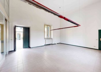 Foto 5 - Negozio Via crosti, Tradate - foto 5