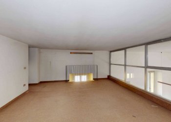 Foto 22 - Negozio Via crosti, Tradate - foto 22