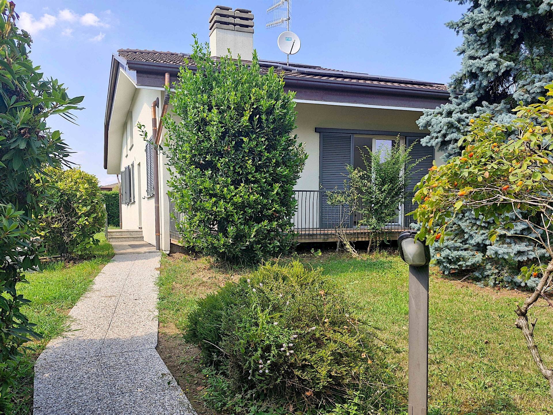 Foto 1 - Villa via parini, Venegono Superiore - photo 1