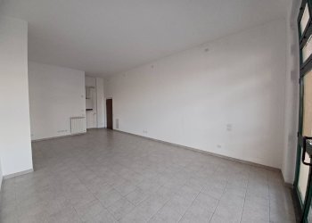 Foto 7 - Locale Commerciale via sanzio, Fagnano Olona - foto 7