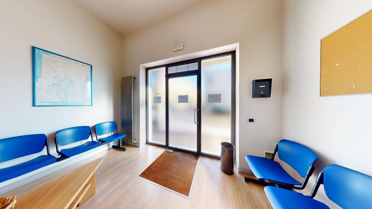 Foto 2 - Negozio via matteotti, Lonate Ceppino - foto 2