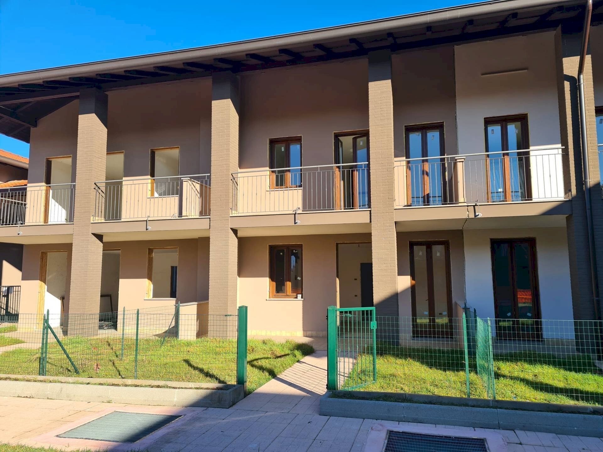 Foto 1 - Villa via T. A. Edison, Tradate - foto 1