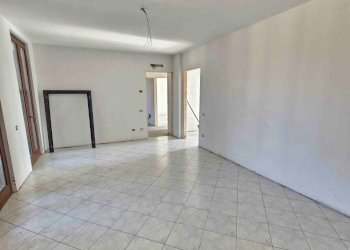 Foto 4 - Trilocale via T. A. Edison, Tradate - foto 4