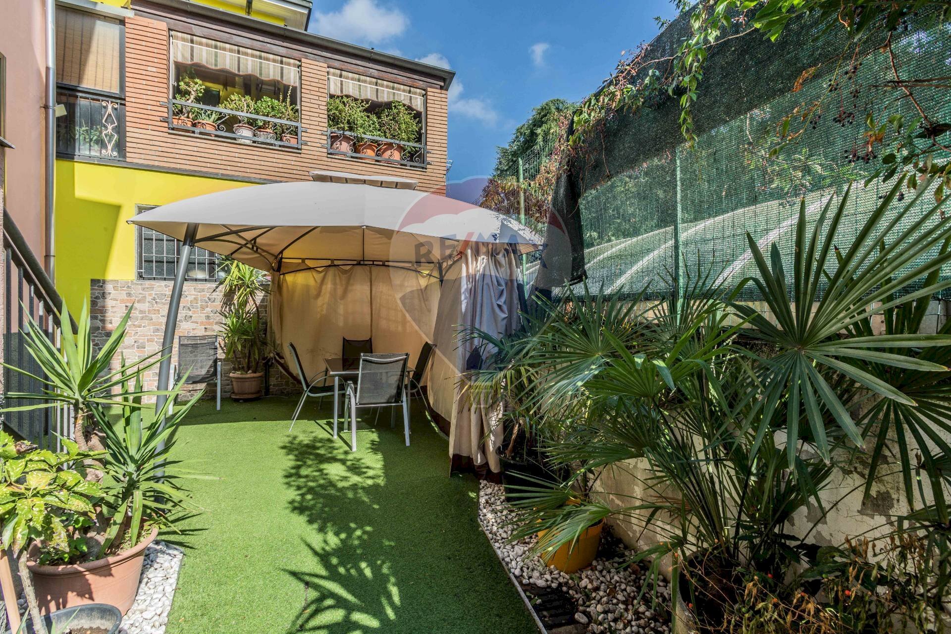 Giardino - Villa Via Enrico Toti
 
18, Rho - photo 1