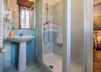 Bagno - Villa Via Enrico Toti
 
18, Rho - foto 12