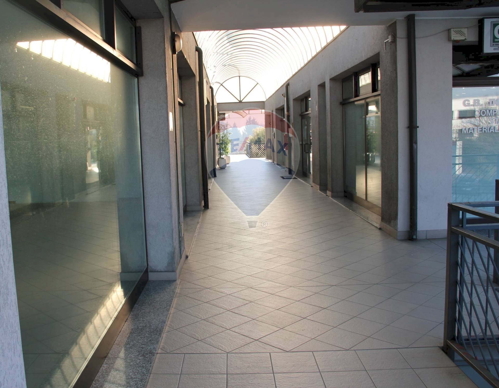 Hall / corridoio - Negozio via rodari
14U, Trezzano Rosa - foto 2