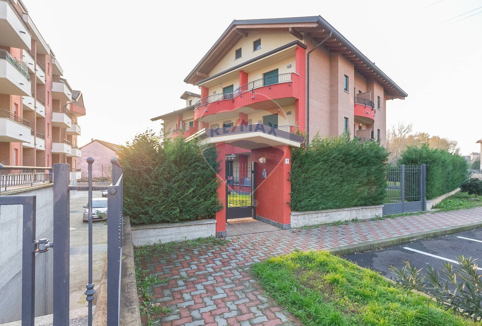 Casa all\'aperto - Box Via Stradivari
 
7, Limbiate - photo 1