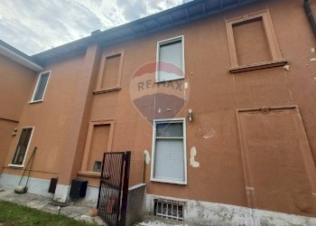 Edificio all\'aperto - Casa semi indipendente via San Remigio
 
59, Busto Garolfo - foto 23